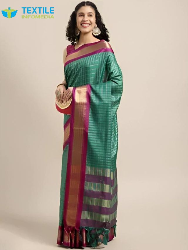 Small Check Pattern Gadwal Saree From Kolkata